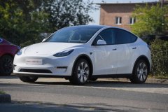 特斯拉上海超级工厂生产冲刺，日产 1600 辆 Model Y